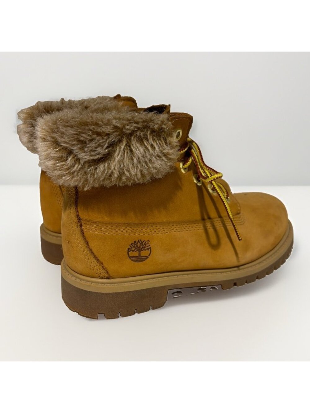 Timberland 6" Boots Faux Fur Trim Kids Size 2.5 Wheat Leather Primaloft Outdoor
